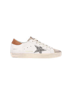 Golden Goose Super Star Sneaker (130)(PLEASE REQUEST YOUR SIZE BEFORE PURCHASING